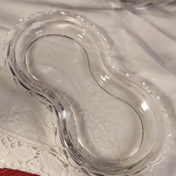 Toscany Salad Set & Ceramic Olive Oil & Vinegar Cruet Set - Picture 10 of 16